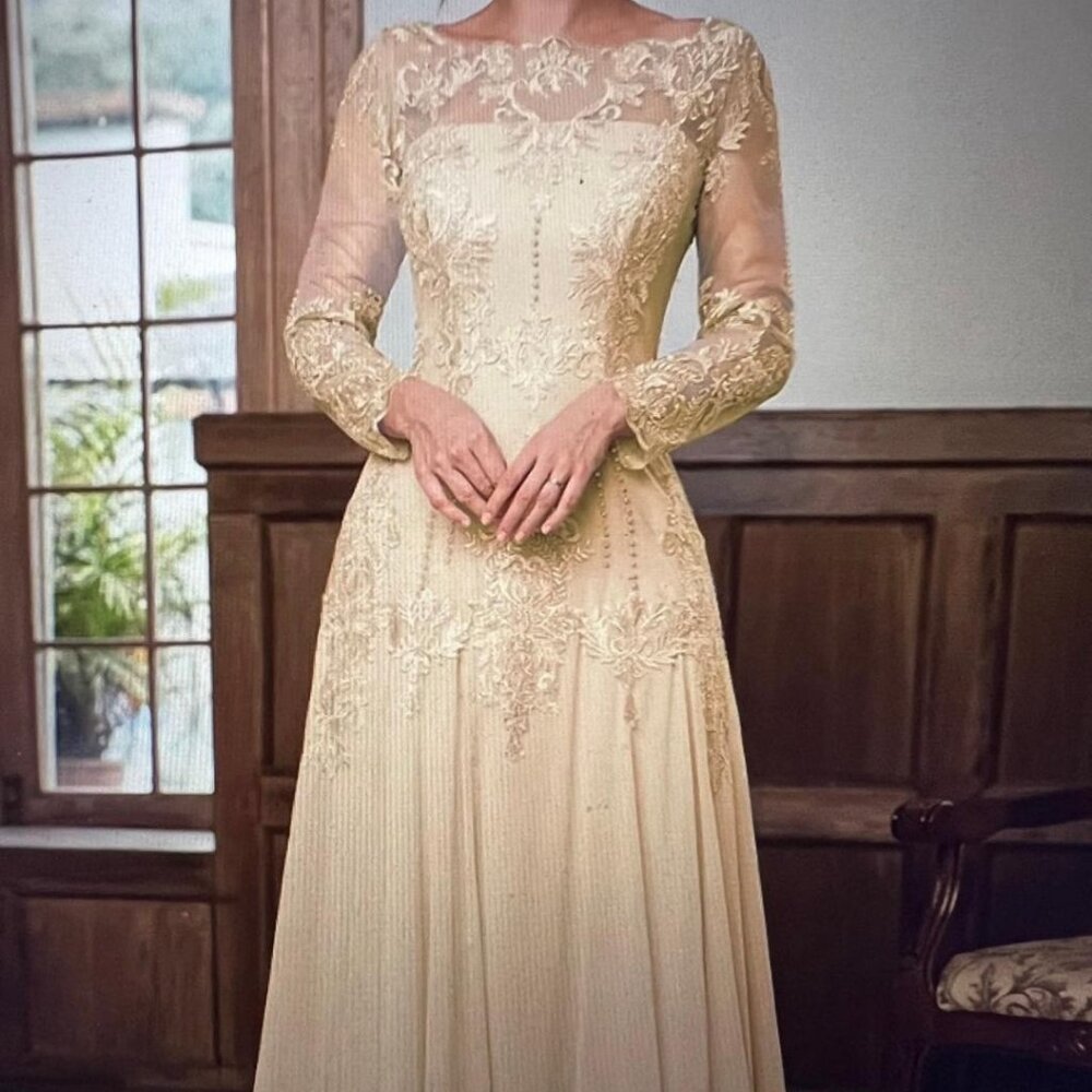 Mother of the Bride champagne dress, Wedding guest